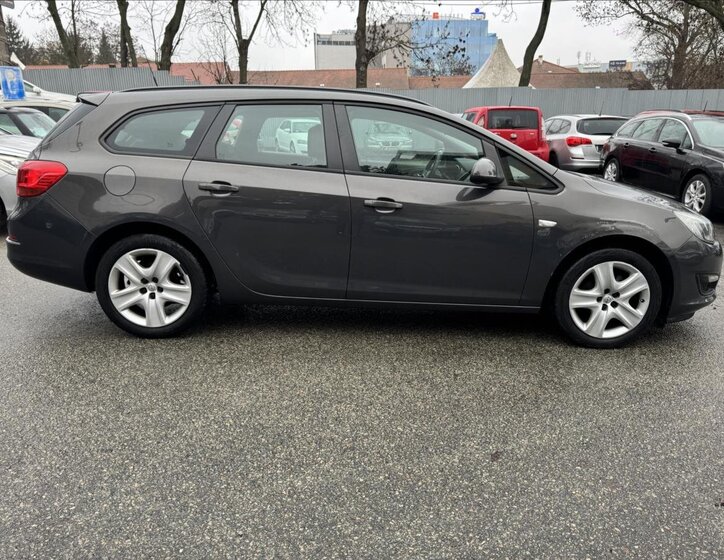 Opel Astra Kombi 1,4 l 103 kw