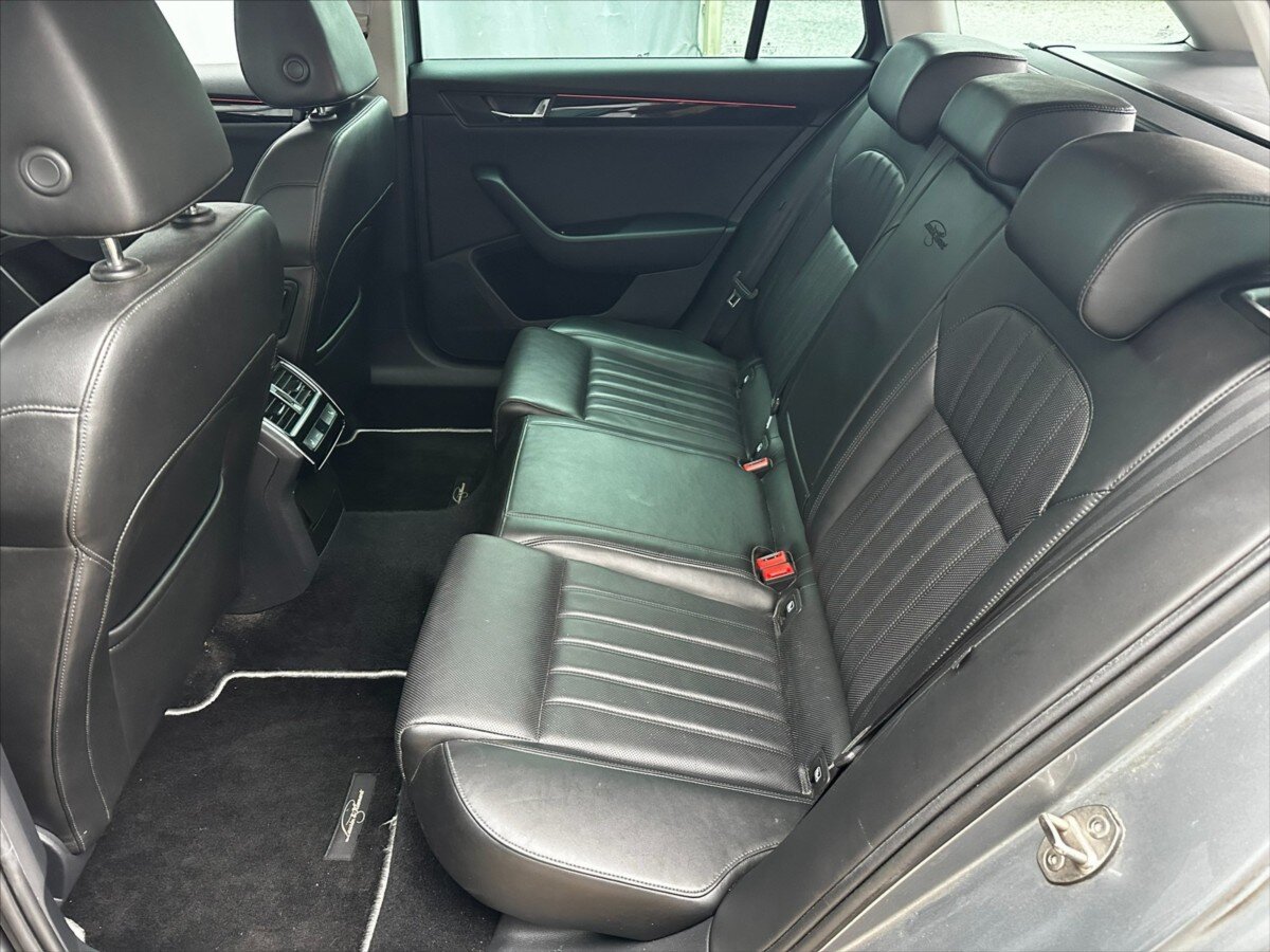 Škoda Superb Kombi 2,0 l 110 kw