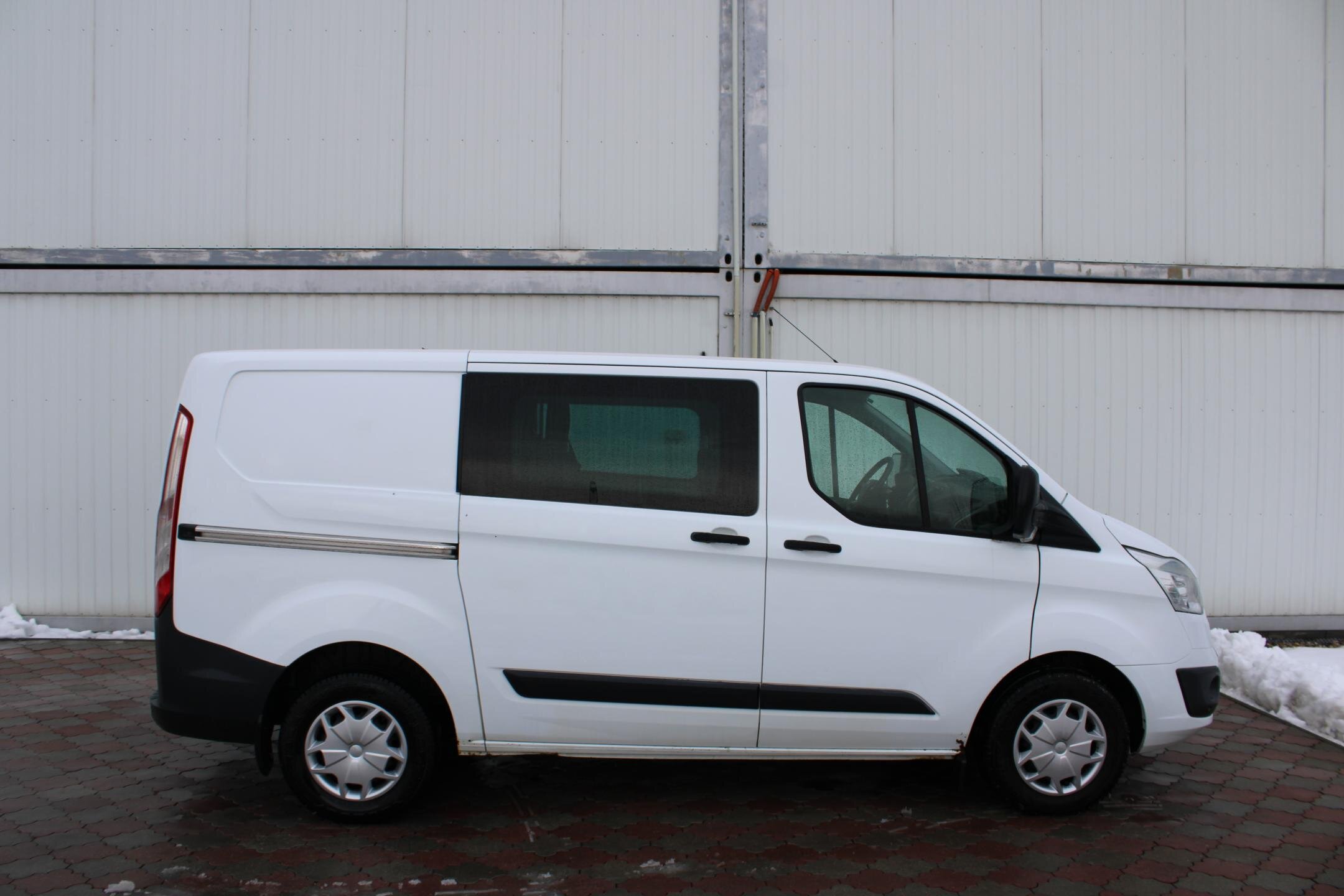 Ford Transit Custom Užitková 2,2 l 92 kw