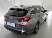 Hyundai i30 4