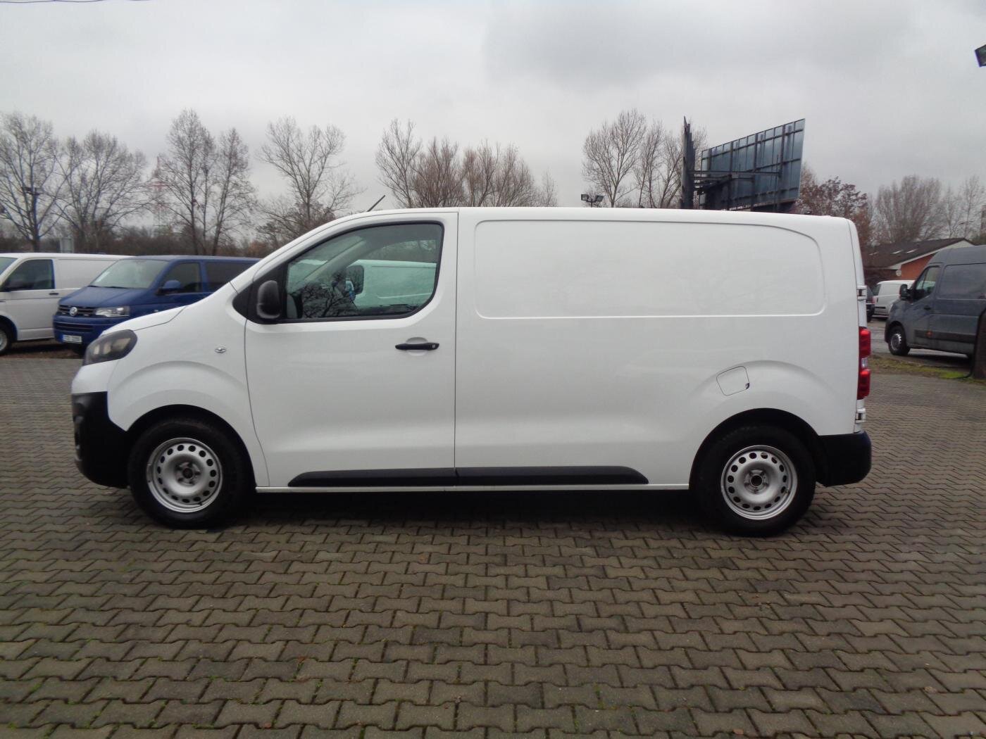 Opel Vivaro Ostatní 1,5 l 75 kw