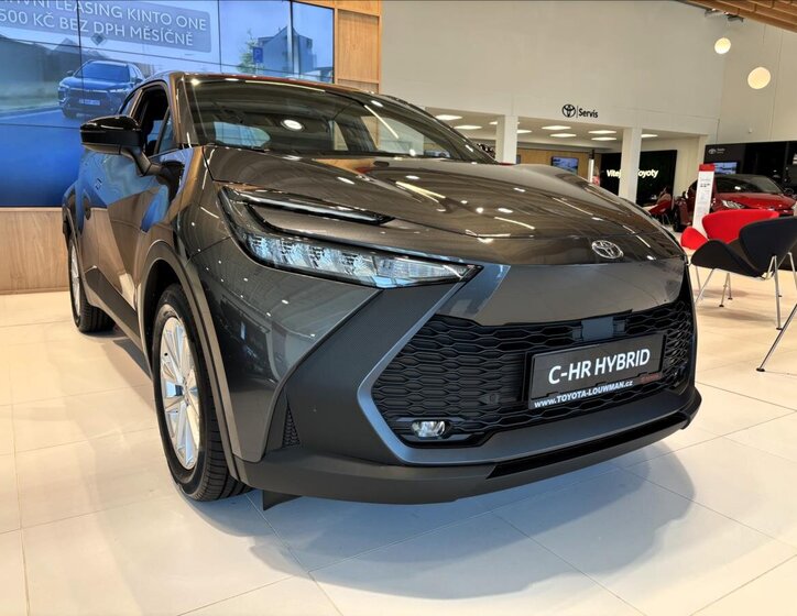 Toyota C-HR SUV 1,8 l 103 kw