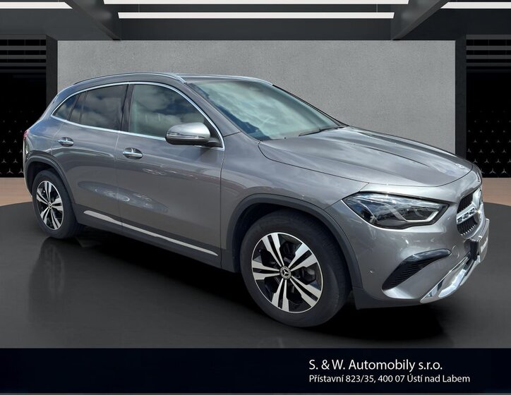 Mercedes-Benz GLA SUV / Terénní 2,0 l 110 kw