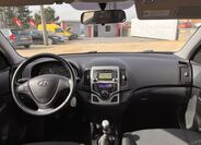 Hyundai i30 24