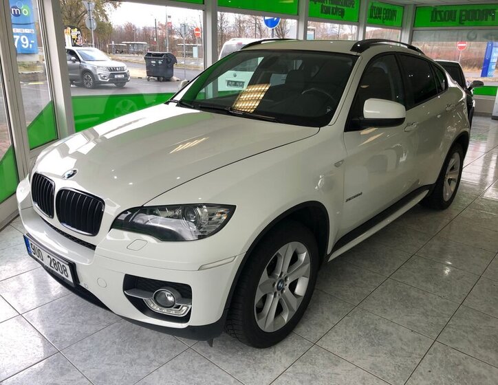 BMW X6 Kombi 3,0 l 180 kw