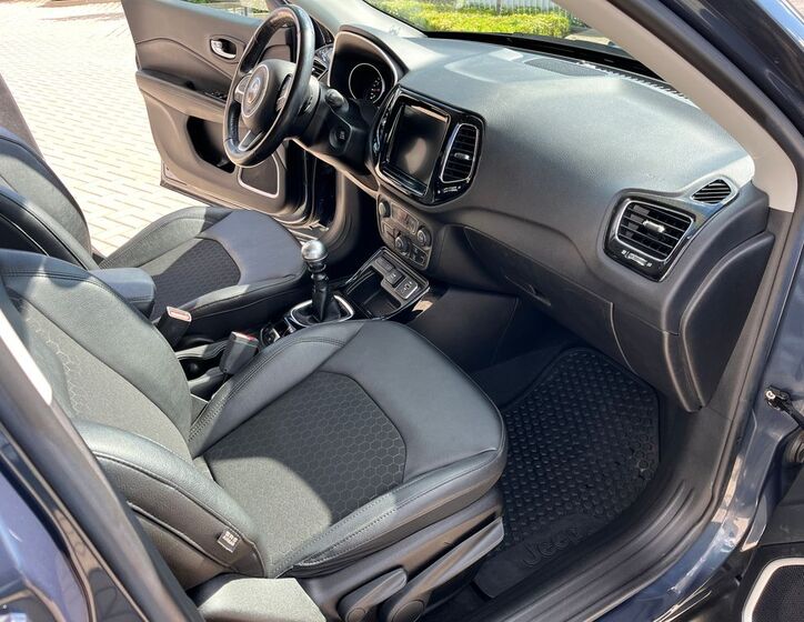 Jeep Compass 17