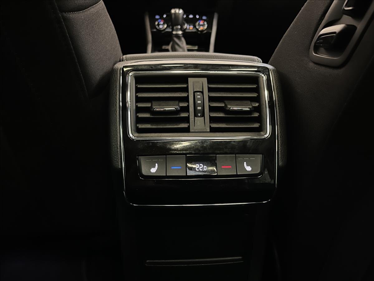 Škoda Superb Kombi 2,0 l 147 kw