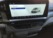 Volkswagen Caravelle 13