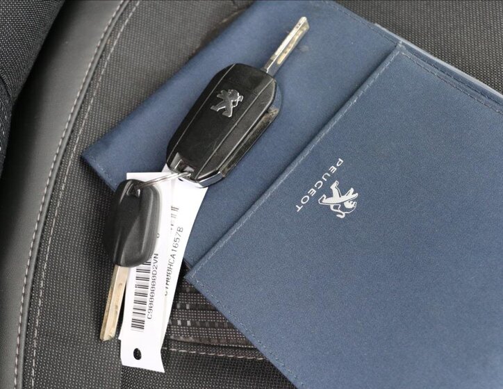 Peugeot 308 Kombi 1,5 l 96 kw