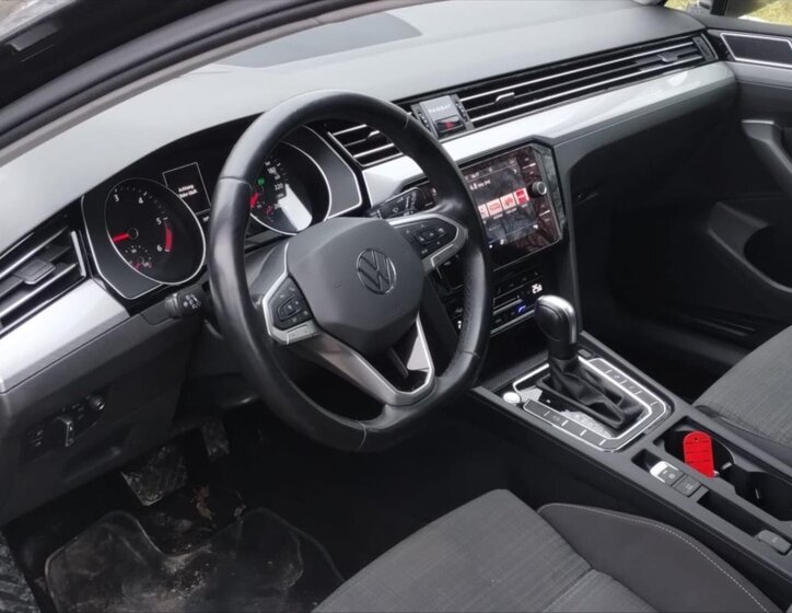 Volkswagen Passat Kombi 2,0 l 110 kw