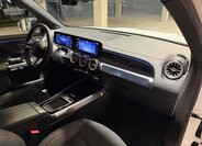 Mercedes-Benz EQB 18