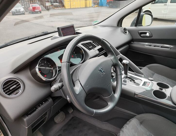 Peugeot 3008 16