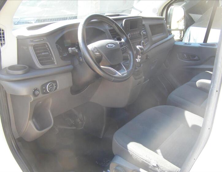 Ford Transit 11