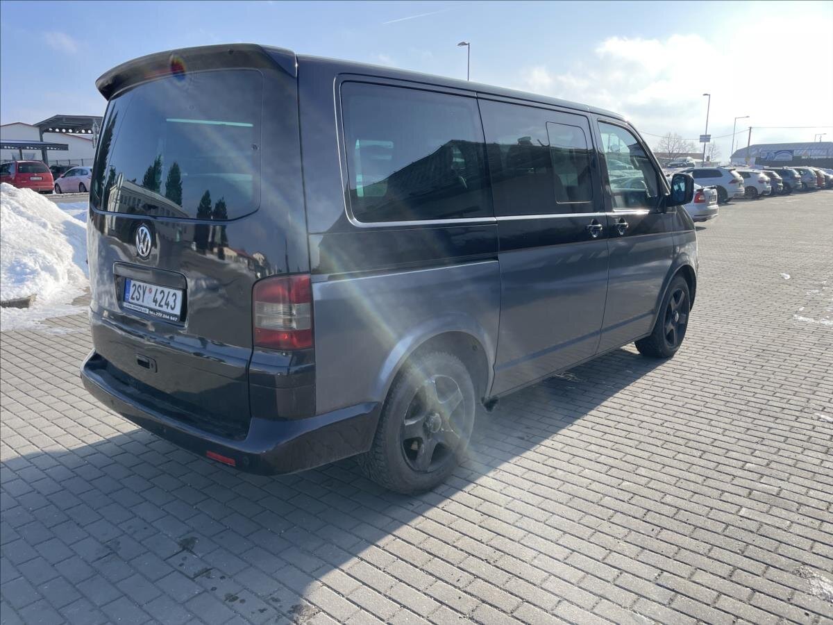 Volkswagen Multivan Kombi 2,5 l 128 kw
