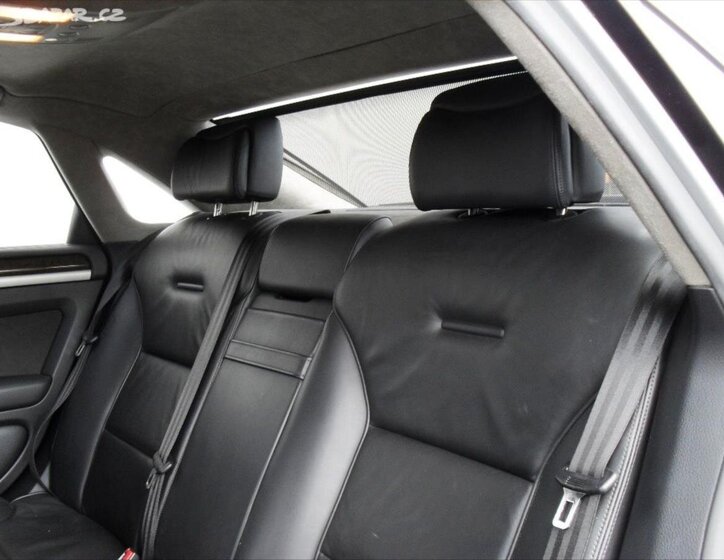 Audi A8 Sedan 4,2 l 257 kw