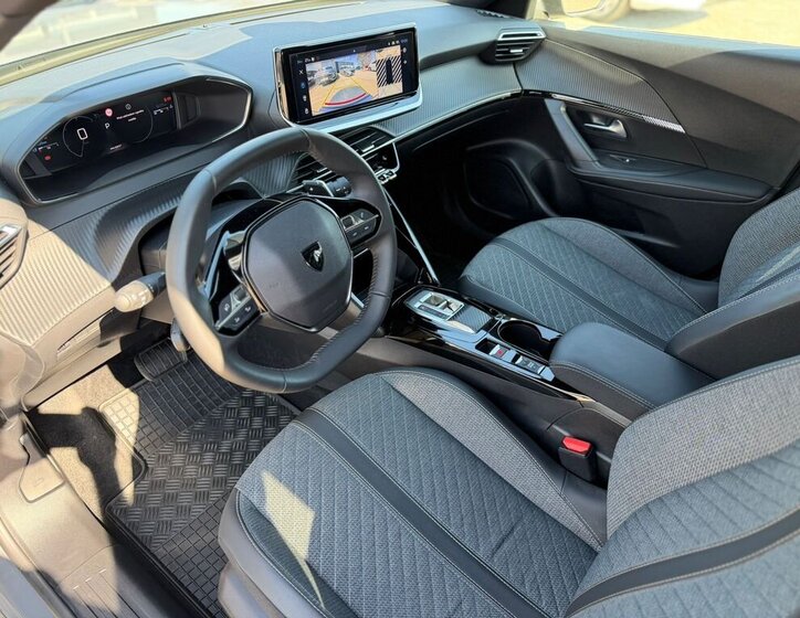 Peugeot 2008 SUV / Terénní 1,2 l 96 kw