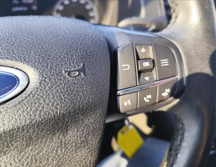 Ford Transit Custom Kombi 2,0 l 96 kw