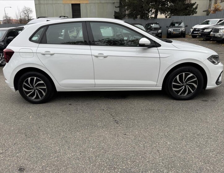Volkswagen Polo Hatchback 999,0 70 kw