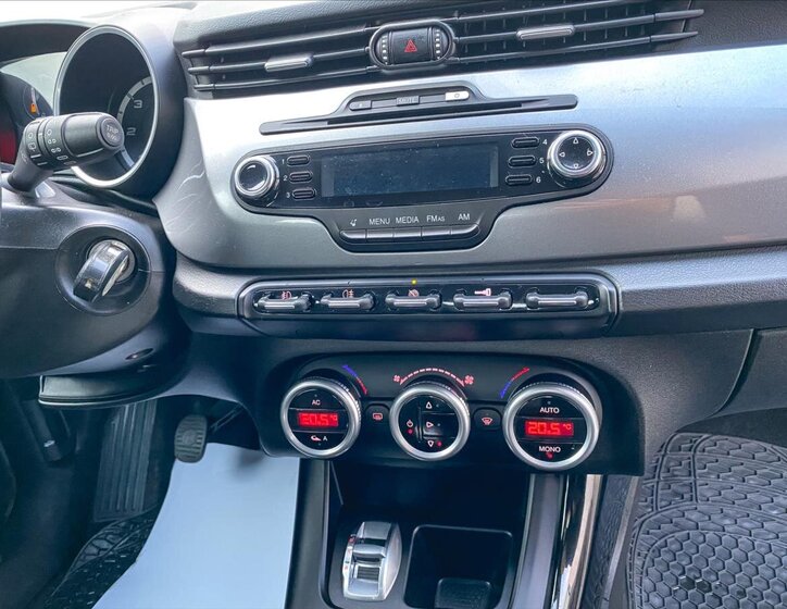 Alfa Romeo Giulietta Hatchback 1,6 l 77 kw