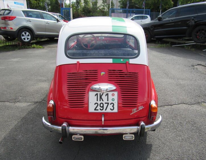 Fiat 600 Hatchback 635,0 21 kw