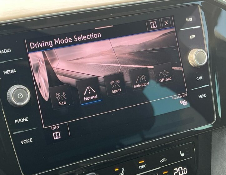 Volkswagen Passat Kombi 2,0 l 147 kw