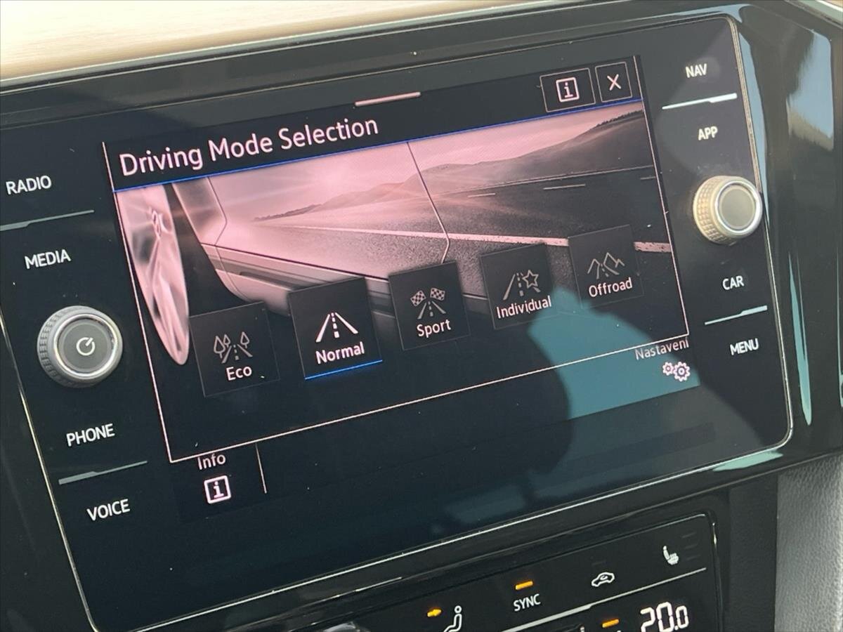 Volkswagen Passat Kombi 2,0 l 147 kw