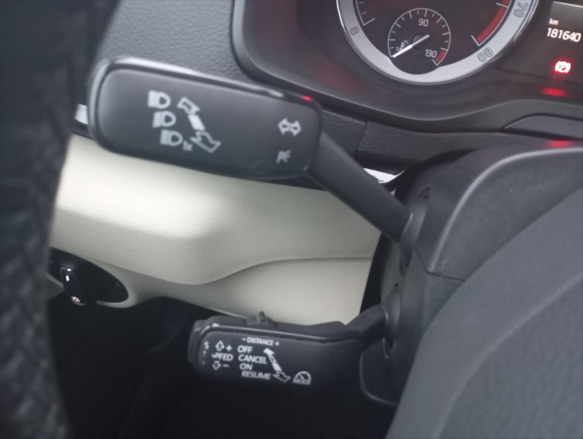 Škoda Karoq Kombi 1,5 l 110 kw