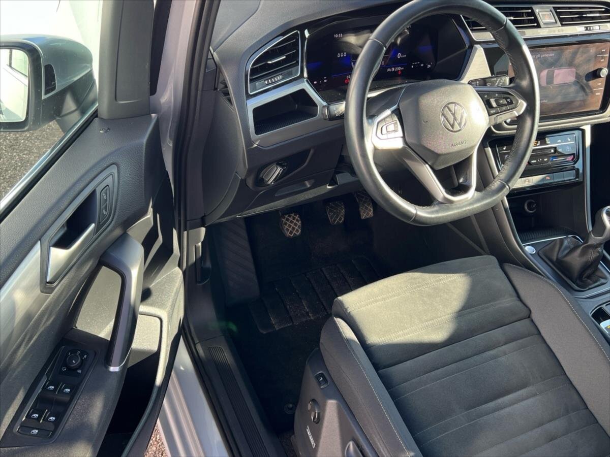 Volkswagen Touran MPV 1,5 l 110 kw