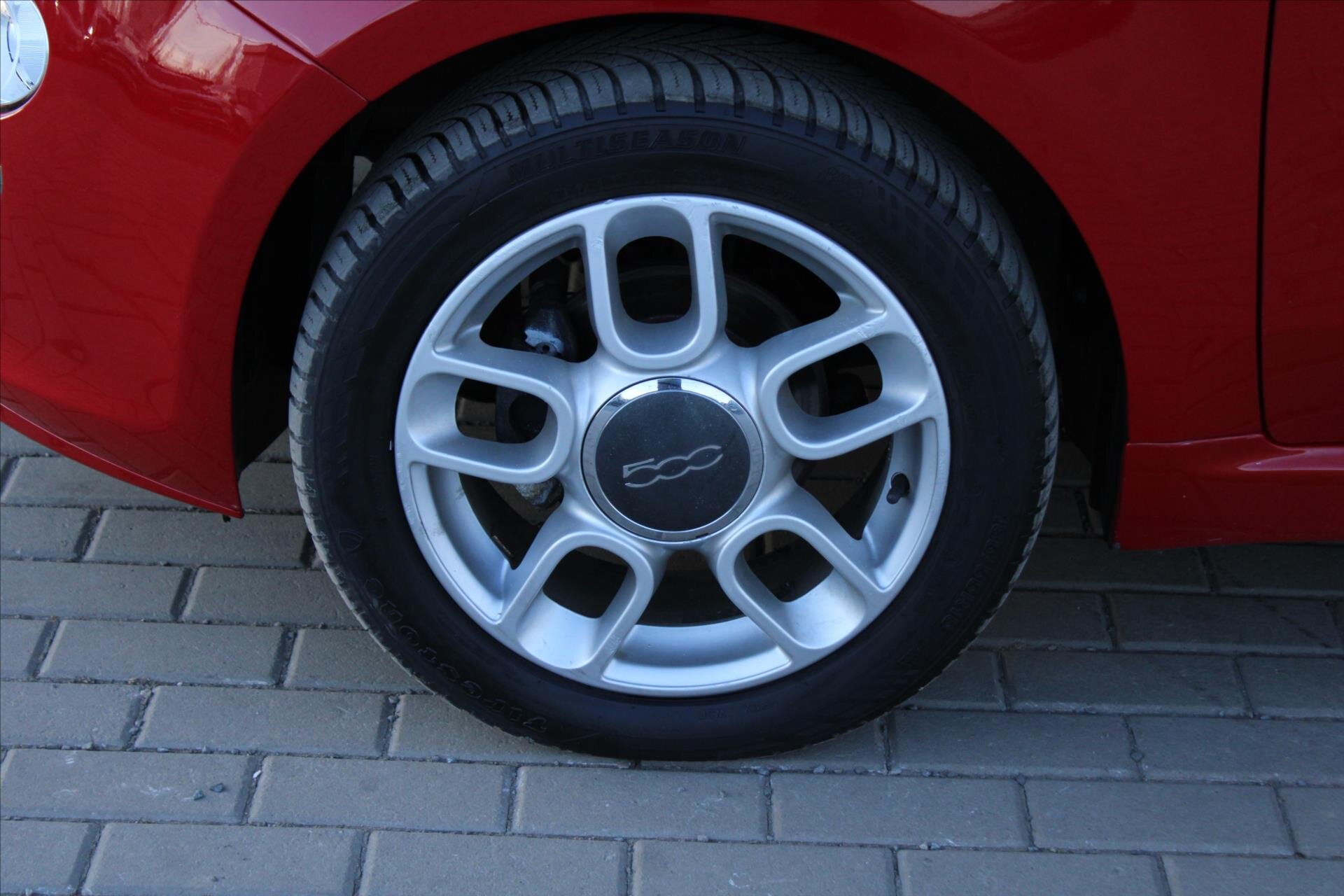 Fiat 500 Hatchback 1,2 l 51 kw