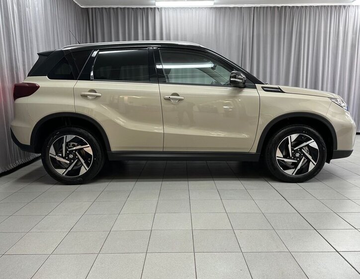 Suzuki Vitara 4