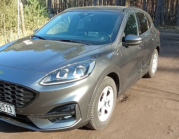 Ford Kuga SUV / Terénní 1,5 l 110 kw