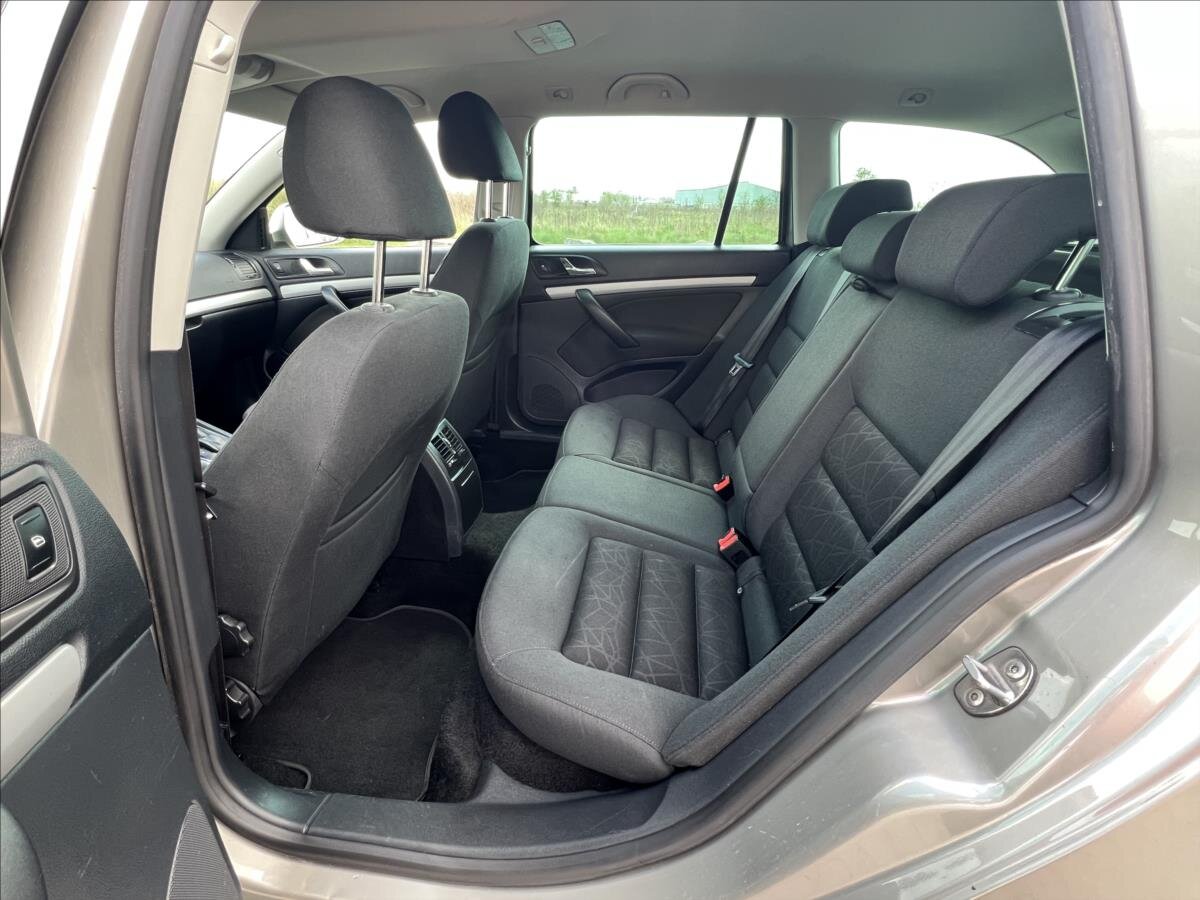 Škoda Octavia Kombi 1,6 l 77 kw