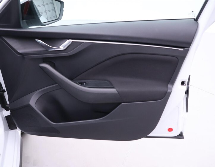 Škoda Kamiq SUV 999,0 81 kw