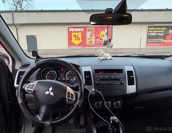 Mitsubishi Outlander SUV / Terénní 0,0 0