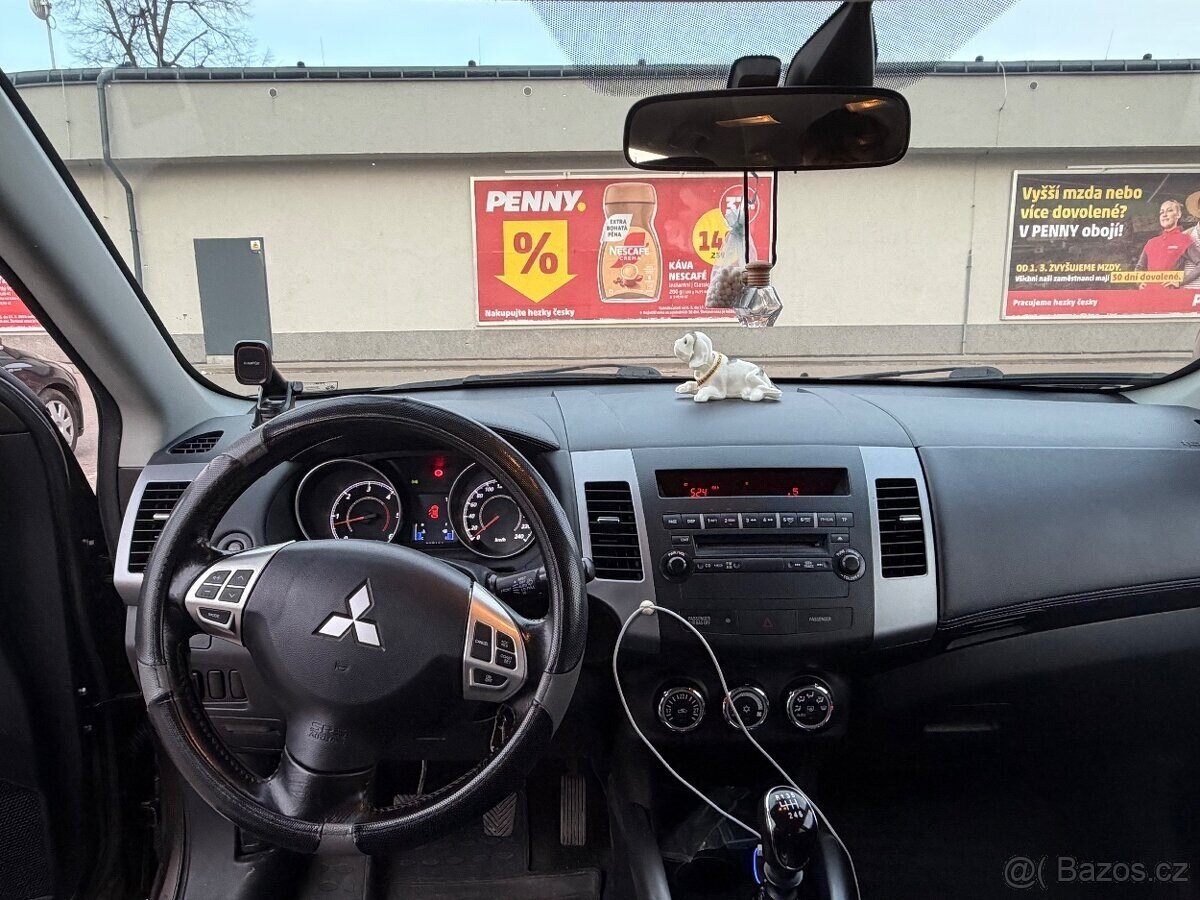 Mitsubishi Outlander SUV / Terénní 0,0 0