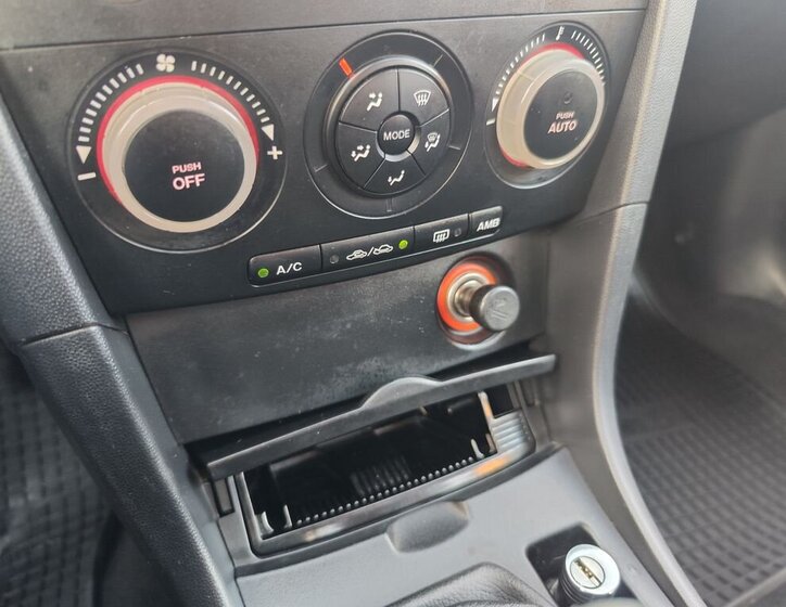 Mazda 3 Hatchback 1,6 l 77 kw