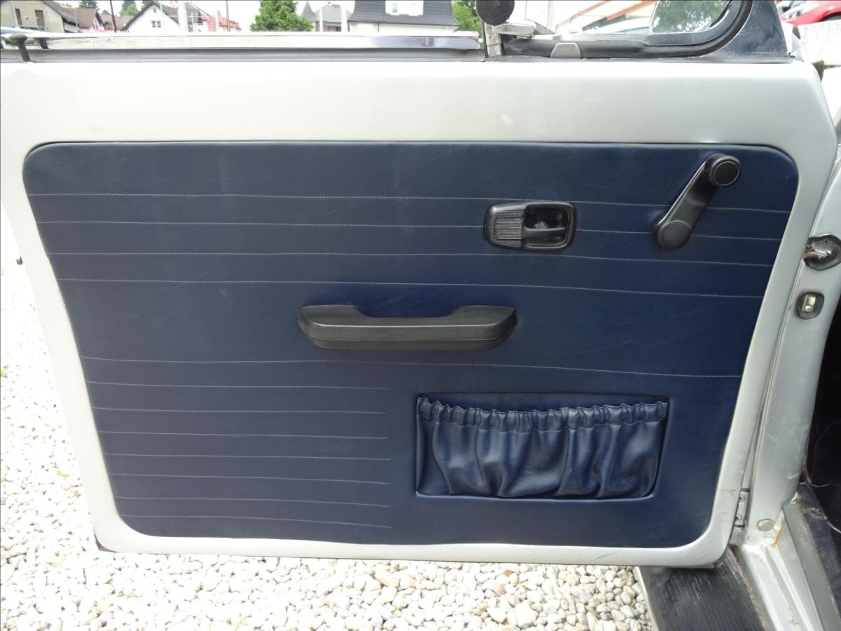 Volkswagen Ostatní Kabriolet 1,2 l 25 kw