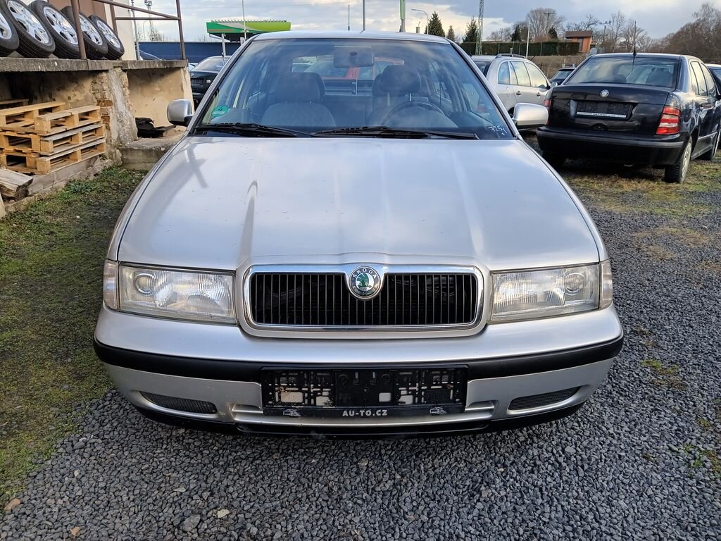 Škoda Octavia Liftback 1,6 l 74 kw
