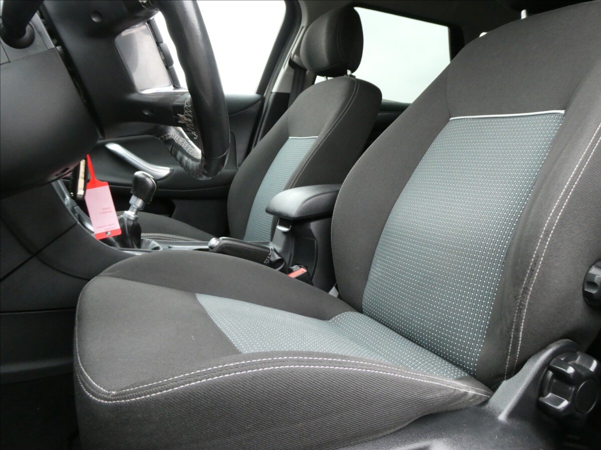 Ford Mondeo Kombi 1,6 l 85 kw