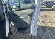 Ford Transit 19