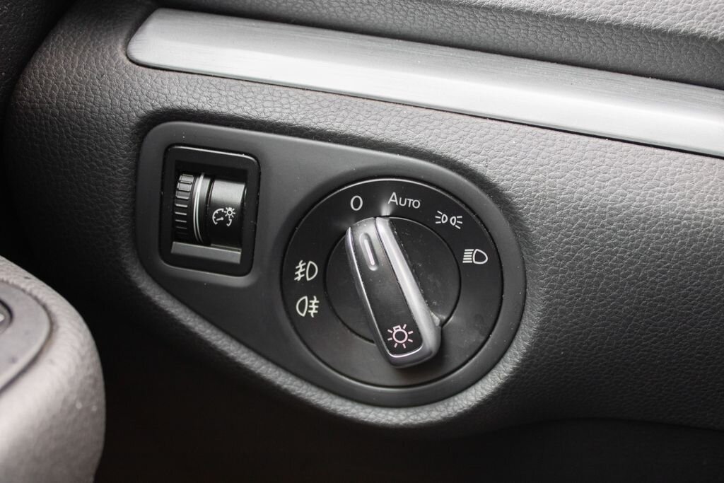 Volkswagen Sharan MPV 2,0 l 103 kw