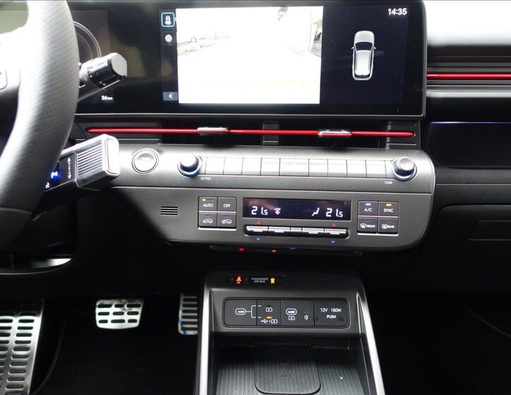 Hyundai Kona SUV / Terénní 1,6 l 132 kw