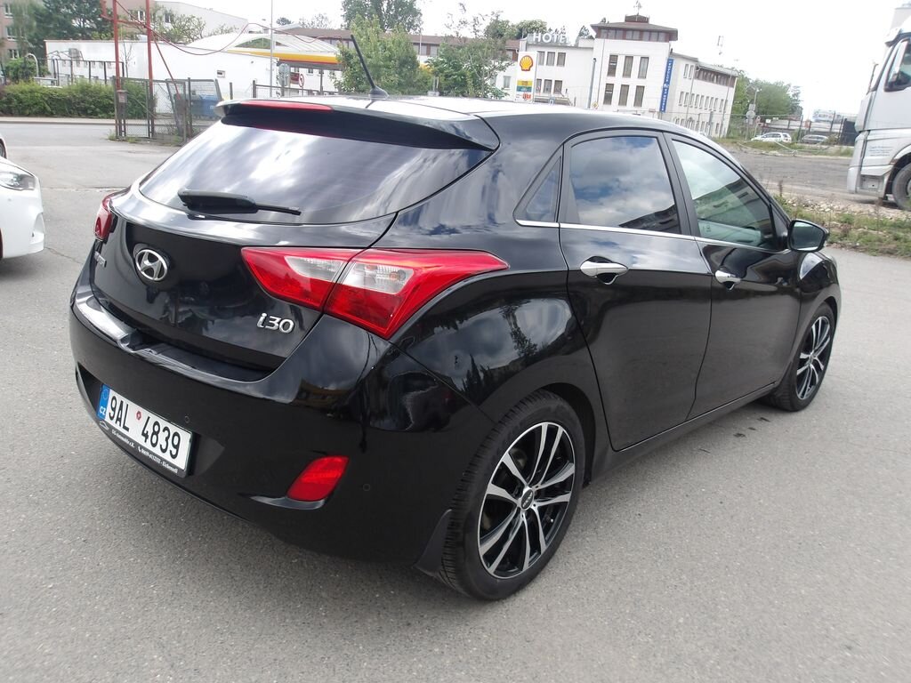 Hyundai i30 Hatchback 1,6 l 81 kw