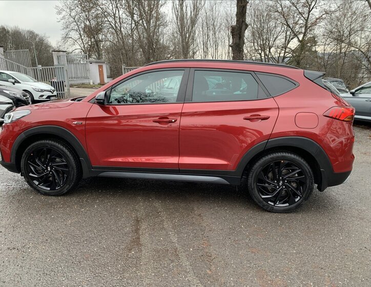 Hyundai Tucson SUV / Terénní 1,6 l 100 kw