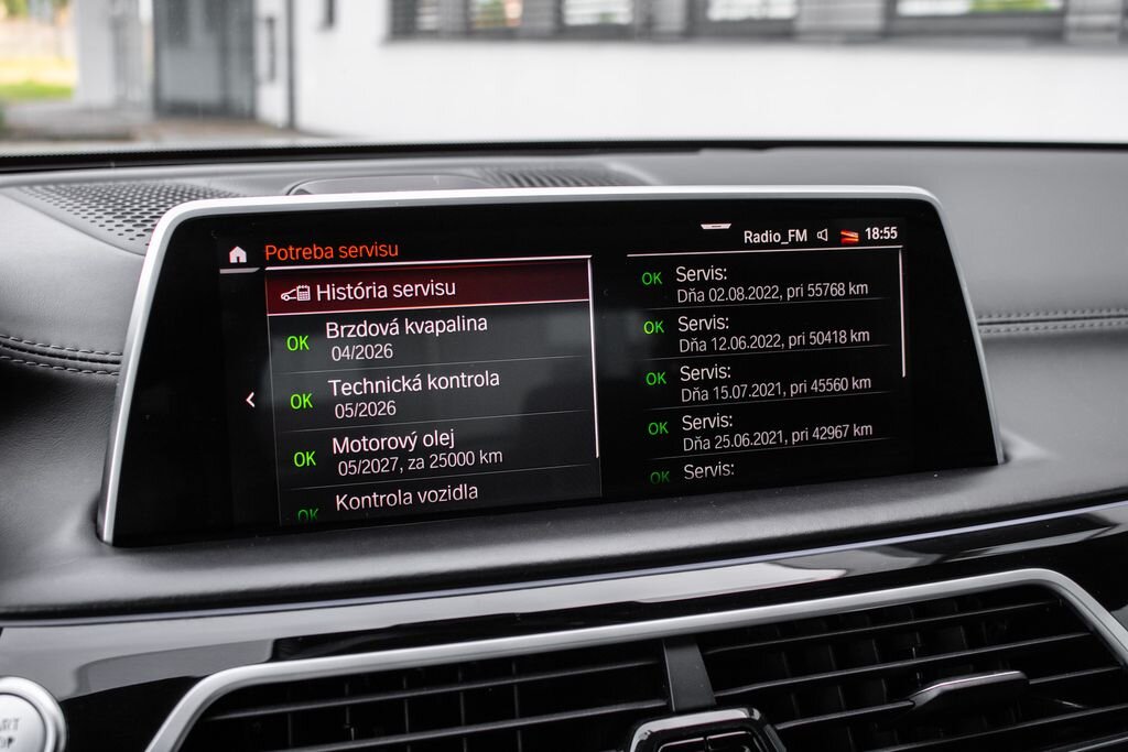 BMW Řada 7 Sedan 3,0 l 294 kw