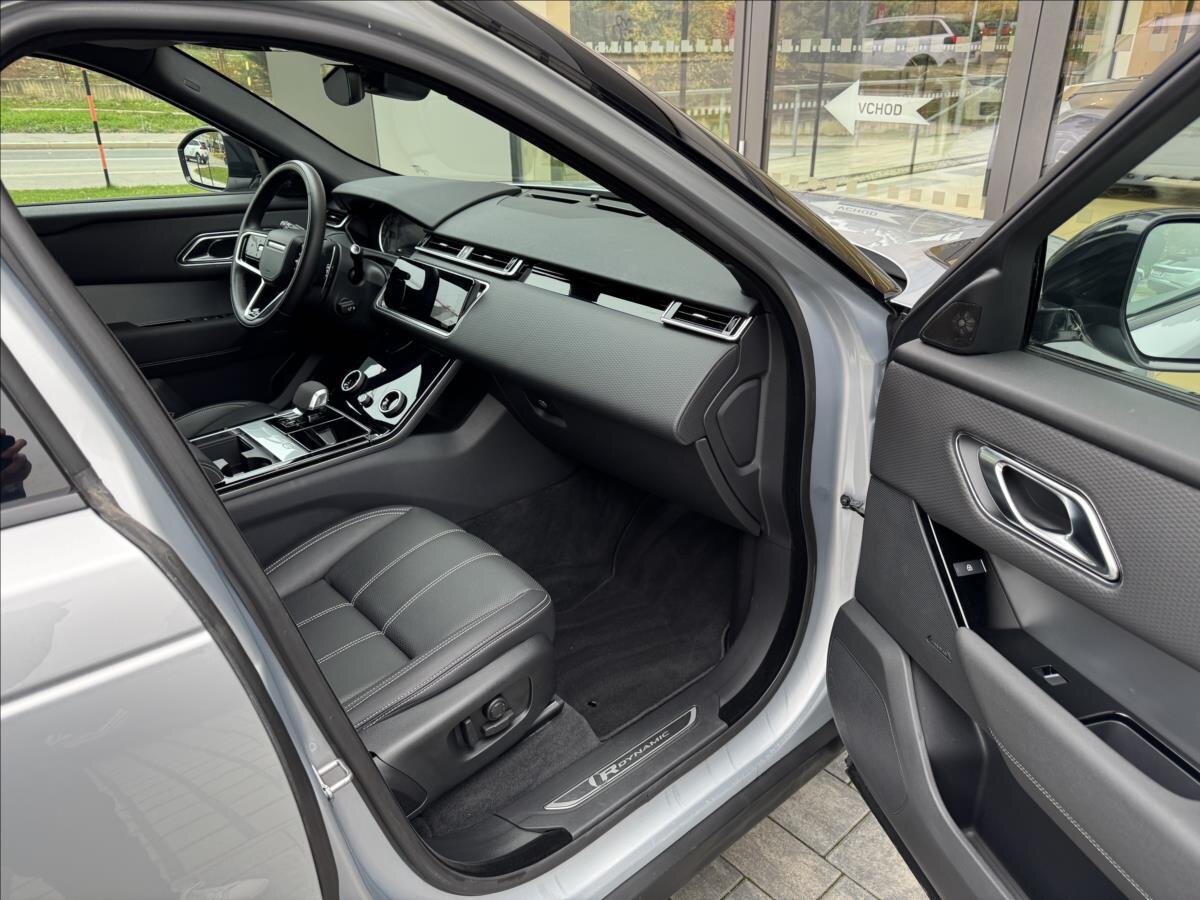 Land Rover Range Rover Velar SUV / Terénní 2,0 l 150 kw