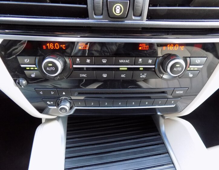 BMW X6 SUV / Terénní 3,0 l 190 kw