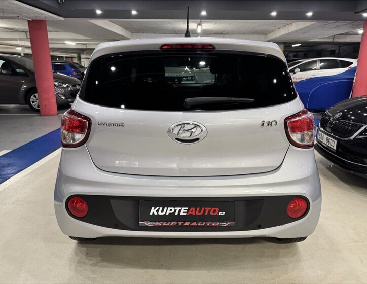 Hyundai i10 Hatchback 1,2 l 64 kw