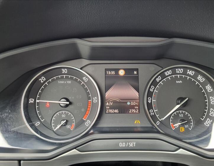 Škoda Superb Sedan 2,0 l 110 kw