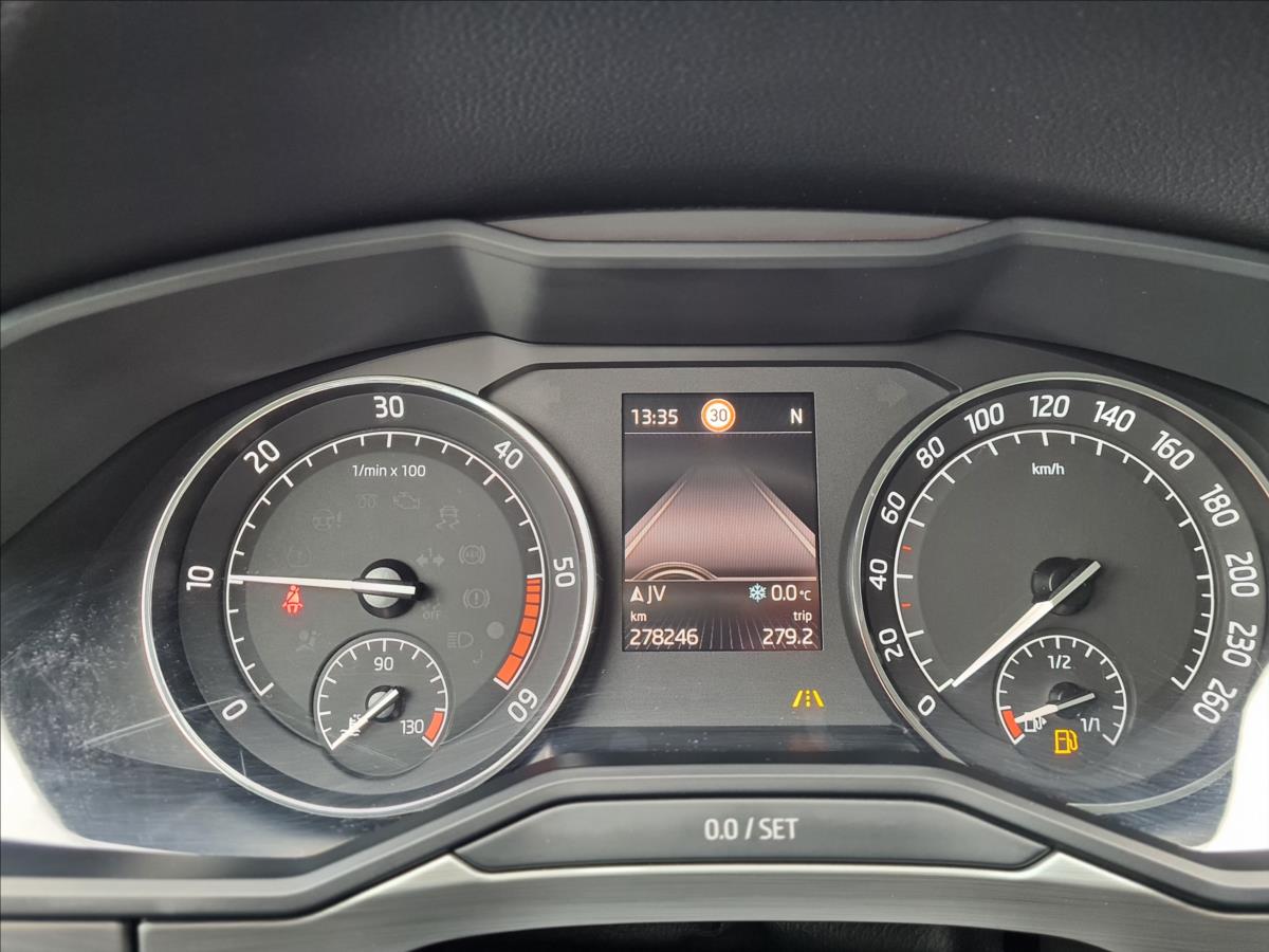 Škoda Superb Sedan 2,0 l 110 kw